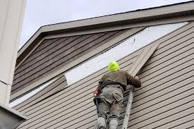 Storm Damage Siding Repair in Roseburg North, OR